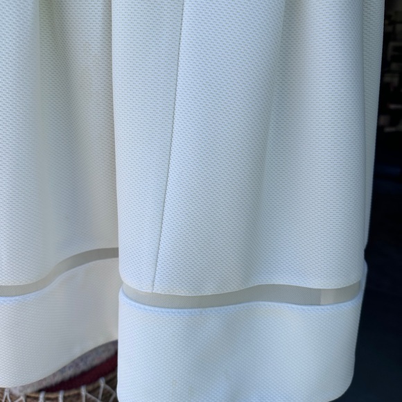 Taylor woman’s size 2 white dress - Picture 2 of 5